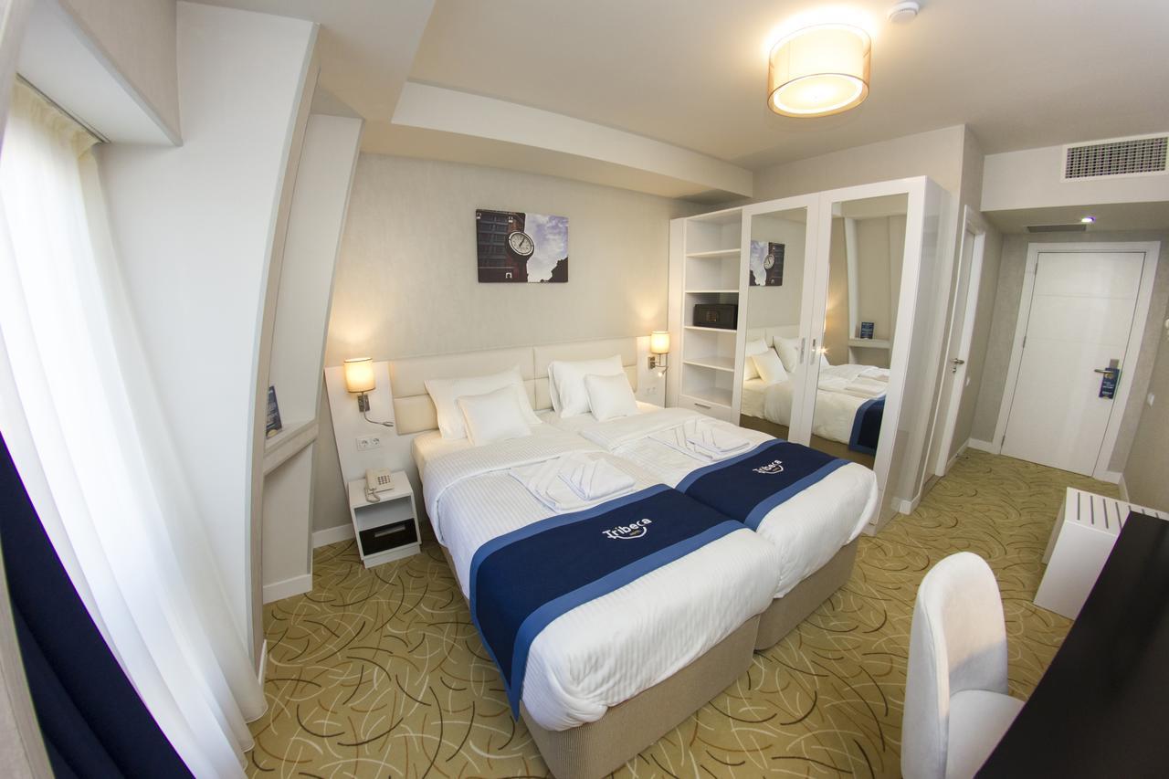 Tribeca Hotel Tbilisi Buitenkant foto