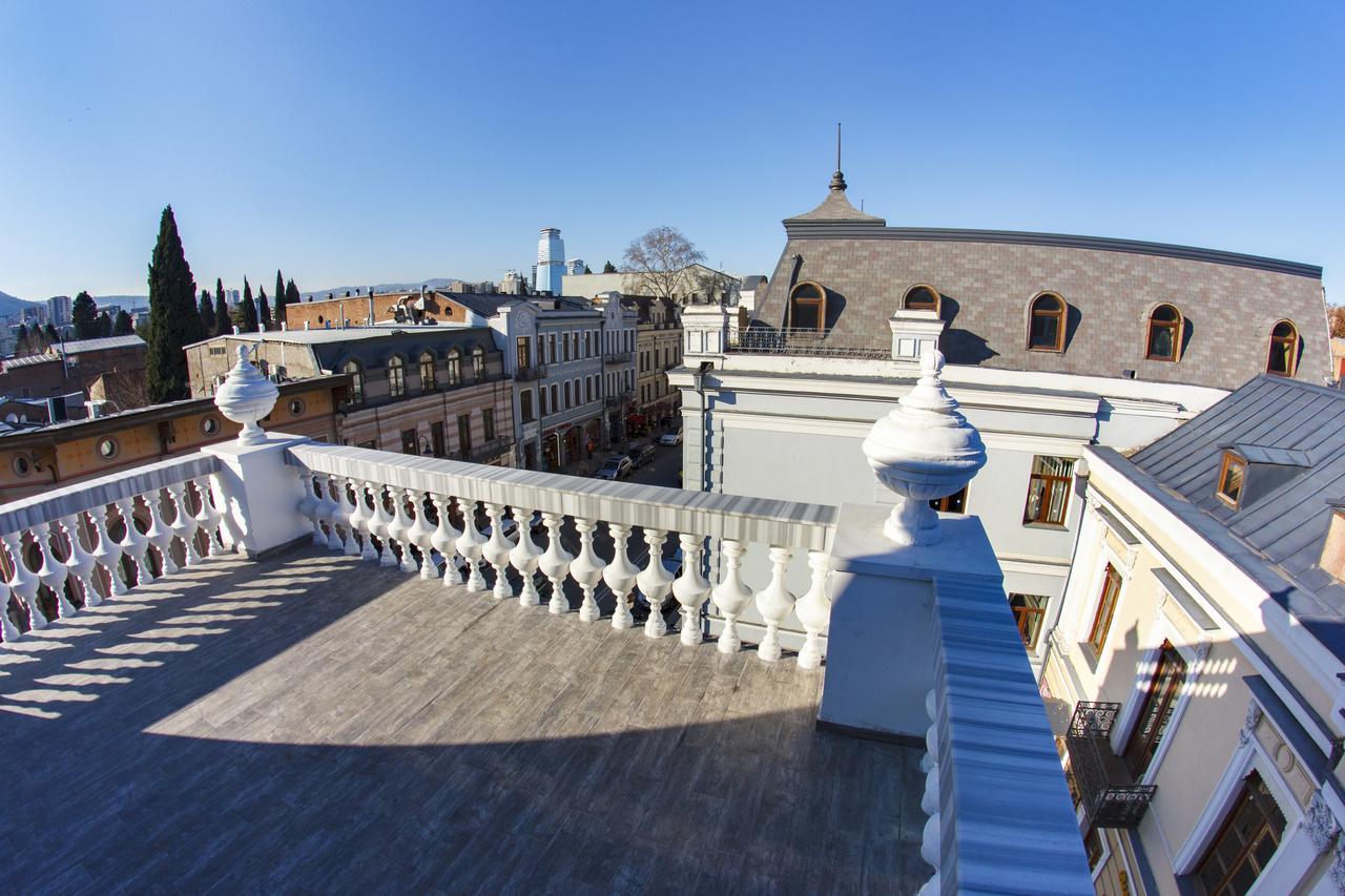 Tribeca Hotel Tbilisi Buitenkant foto