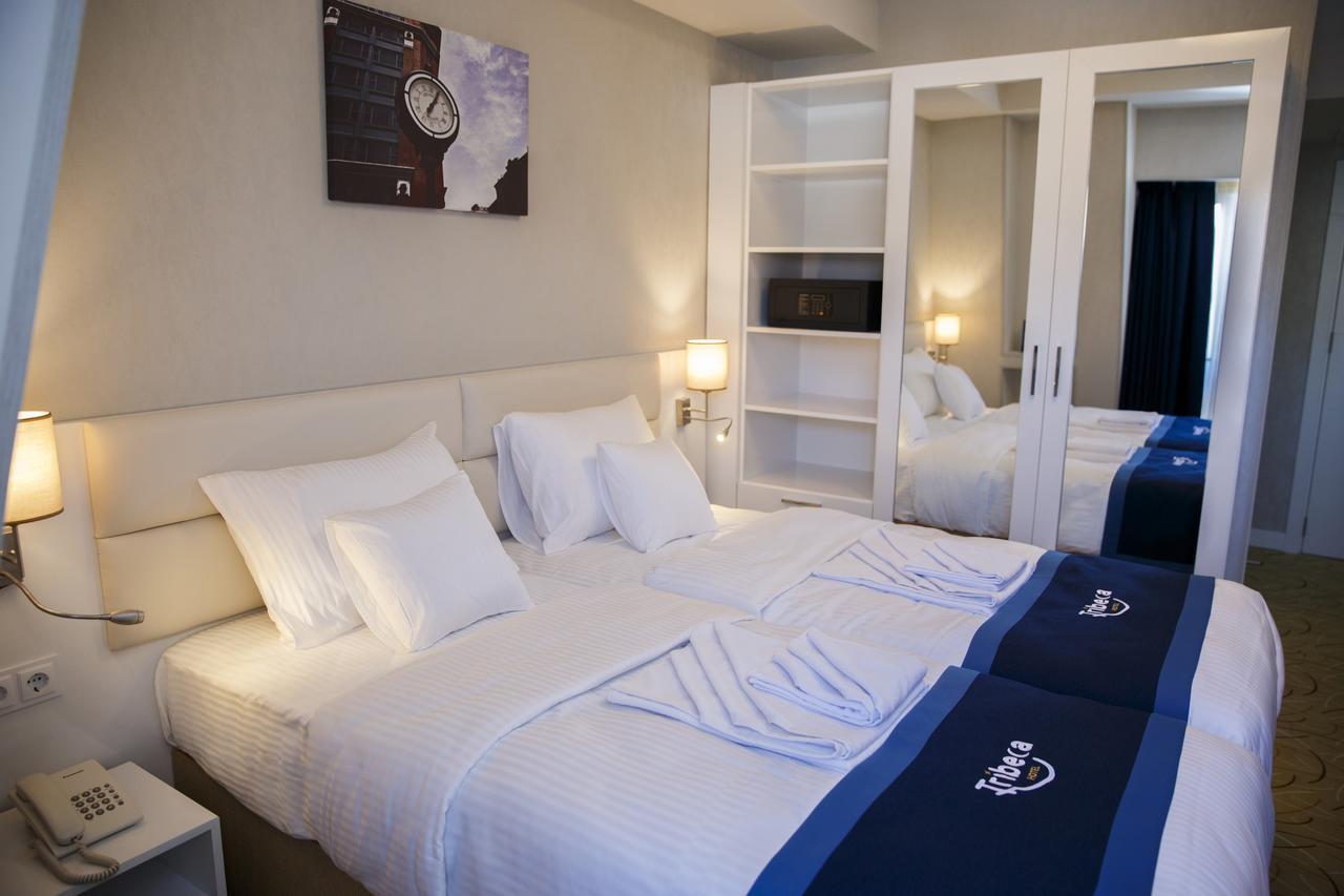 Tribeca Hotel Tbilisi Buitenkant foto