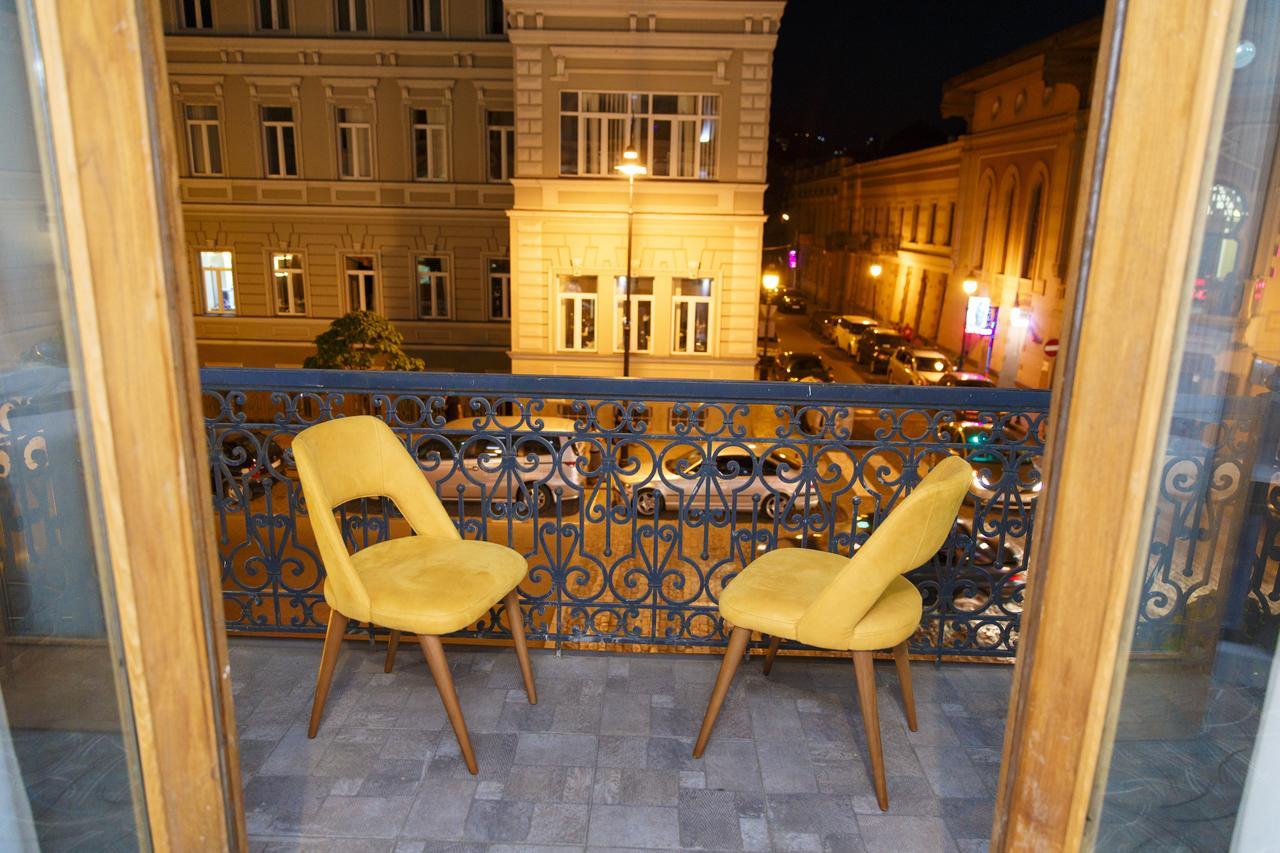 Tribeca Hotel Tbilisi Buitenkant foto