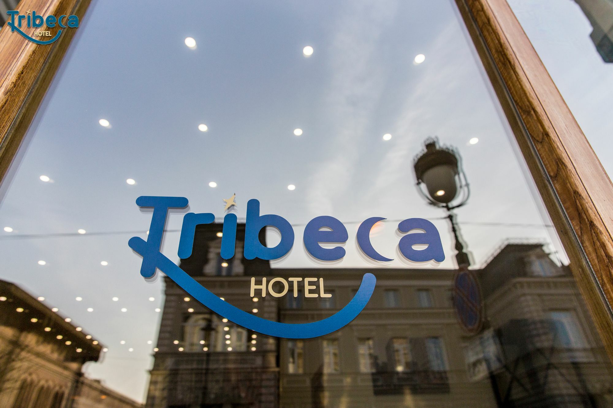 Tribeca Hotel Tbilisi Buitenkant foto